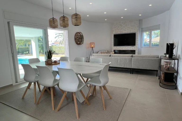 Wohnzimmer mit Essbereich Finca Cabo Roig Ferienhaus Spanien